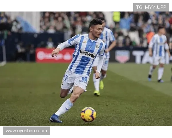 西甲转会风云：皇巴大战，莱万或赴尤文